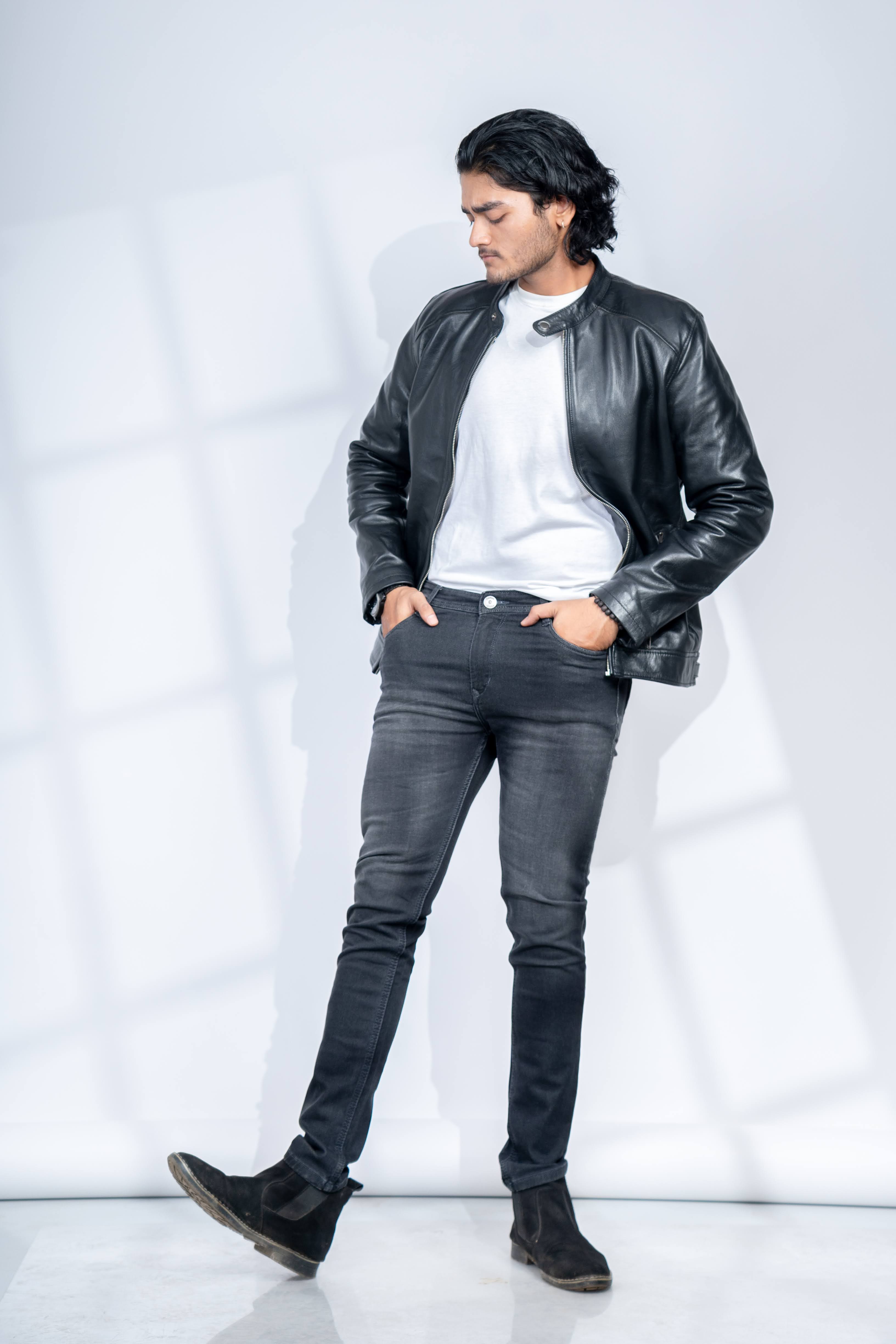 DARK FADED SLIM FIT JEANS
