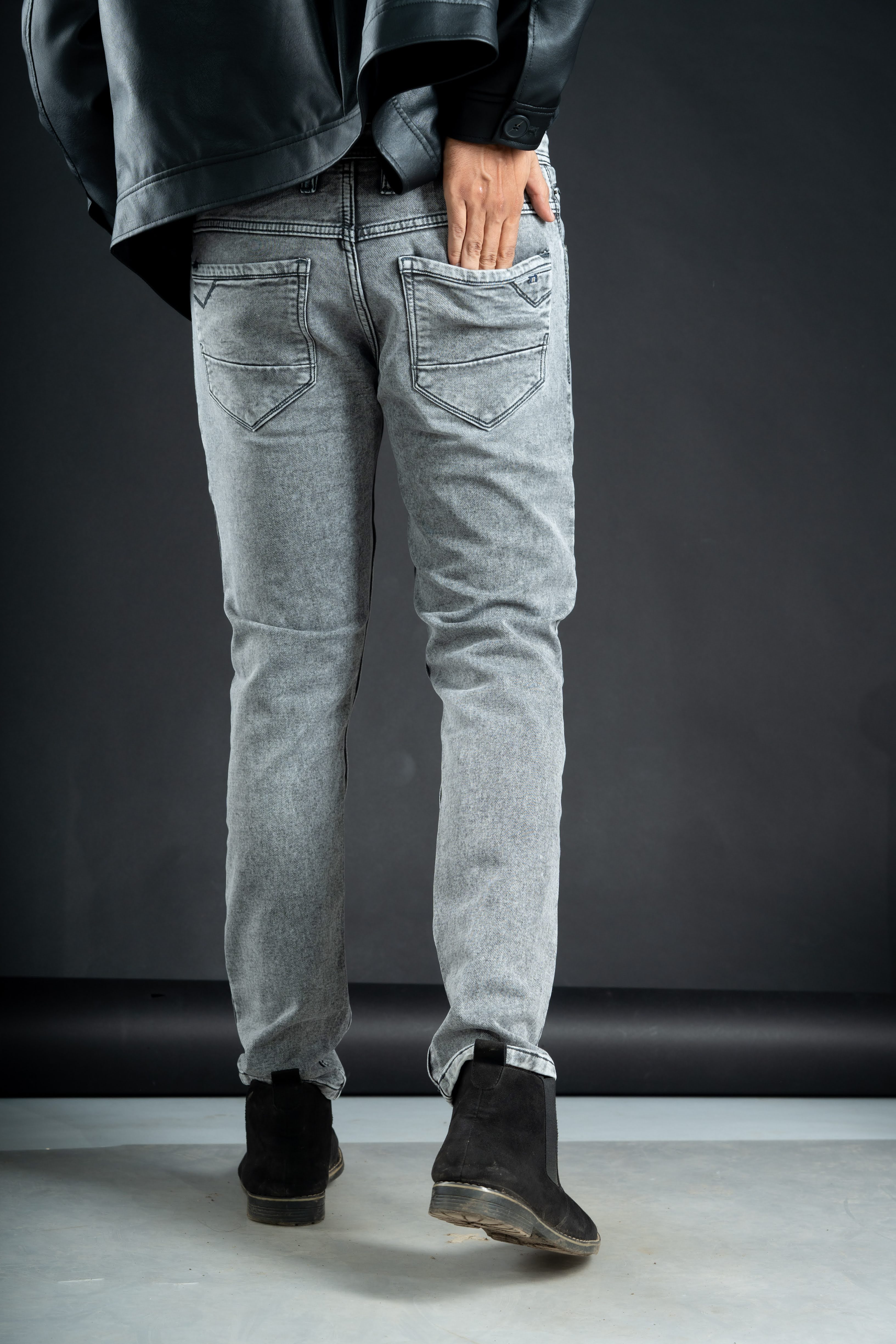 CLASSIC GREY SLIM FIT JEANS